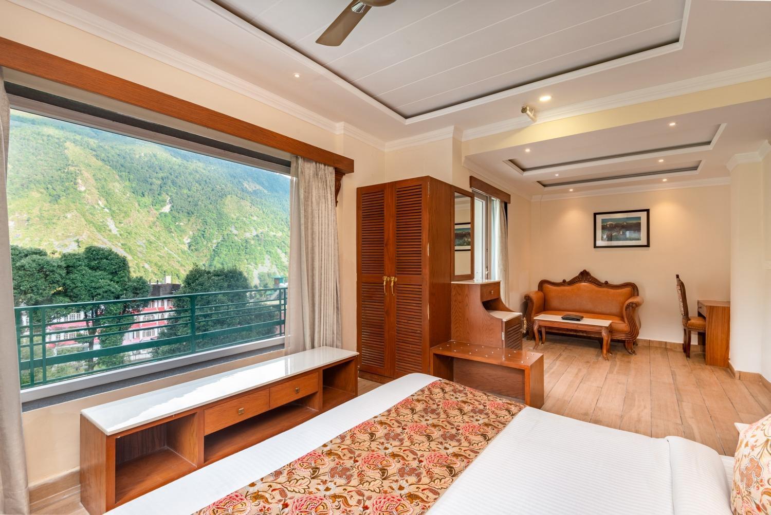 Quality Inn By Lawrence Hotels Dharamshala Ngoại thất bức ảnh