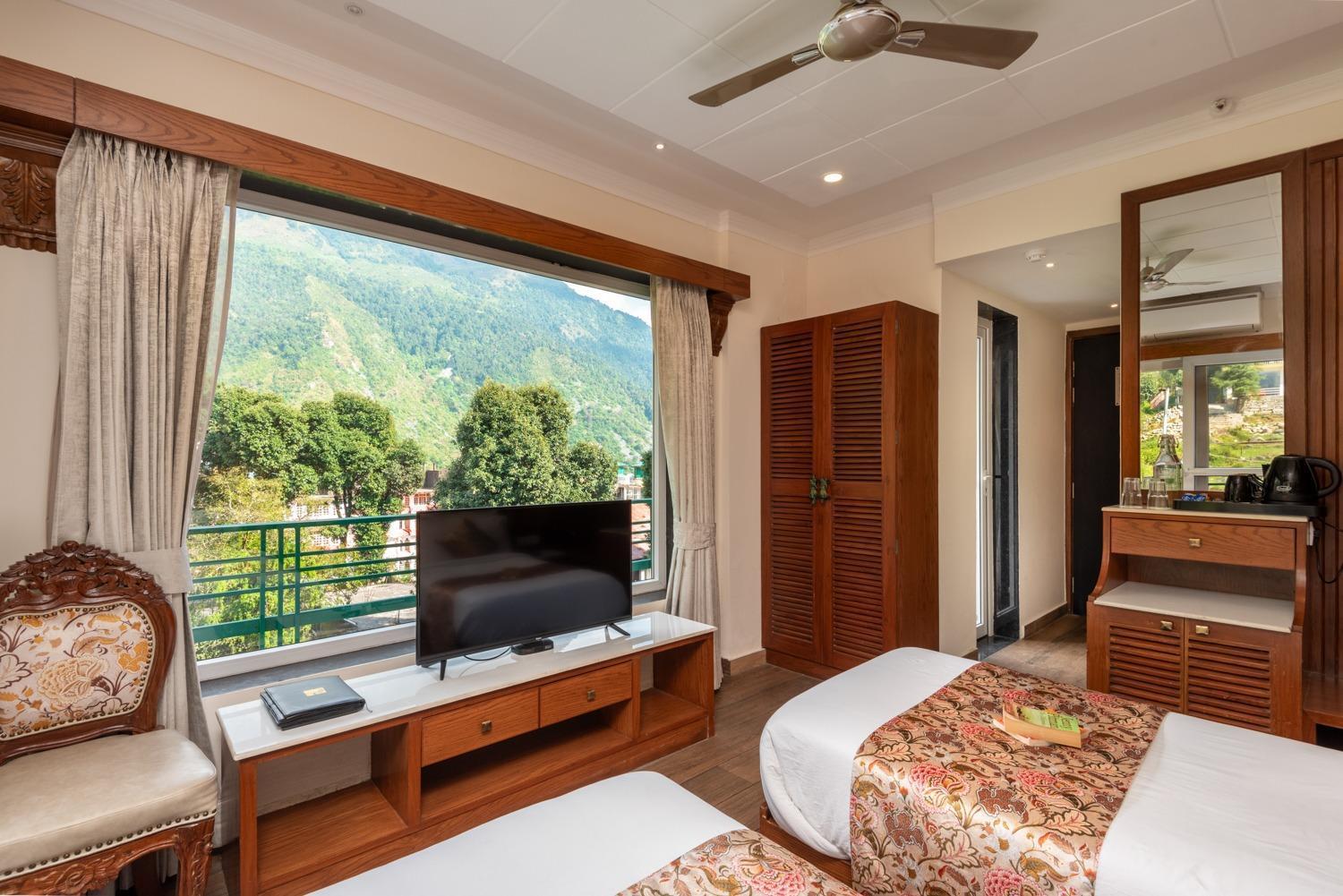 Quality Inn By Lawrence Hotels Dharamshala Ngoại thất bức ảnh